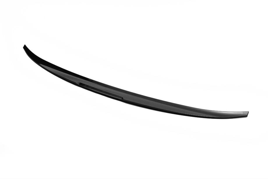 Renault Logan II 2013–2022 Lip-spoileri (Sunplex, musta) (118,5 cm x 5,5 cm) Kuva 4
