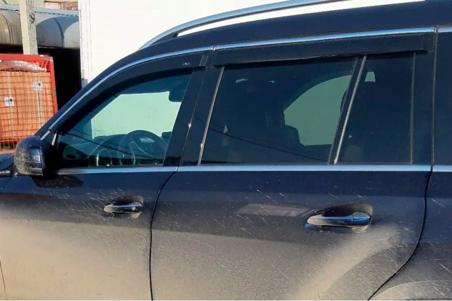Mercedes GLE W167 2018– Tuuliohjaimet kromilistalla (4 kpl, HIC) Kuva 3
