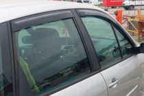 Renault Scenic/Grand 2003–2009 Ikkunadeflektorit (4 kpl, HIC) kuva 2