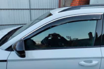 Skoda Karoq 2018– Tuuliohjaimet kromilistalla (4 kpl, HIC) kuva 4