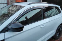Skoda Karoq 2018– Tuuliohjaimet kromilistalla (4 kpl, HIC) kuva 1