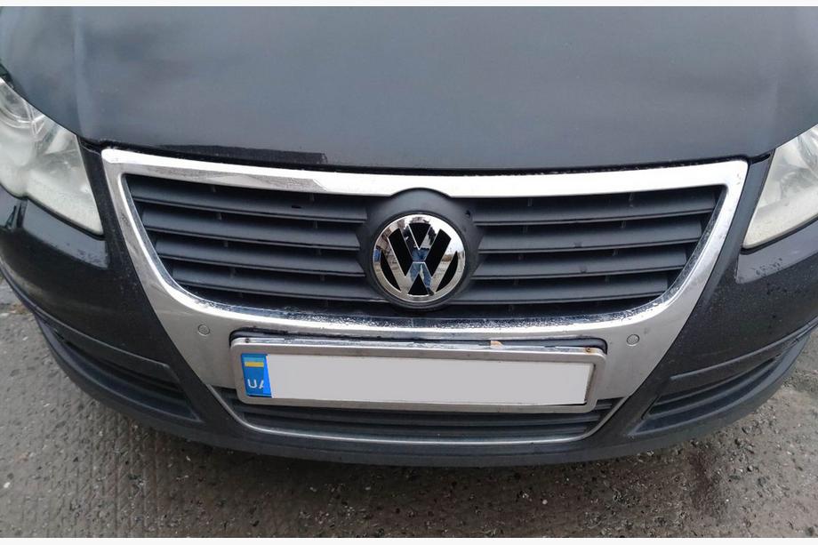Volkswagen Passat B6 2006–2012 Etumerkki V1 3C0853601C Image