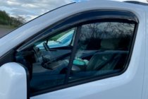 Nissan NV300/Primastar 2016– Sivulasin tuuliohjaimet (2 kpl, HIC) kuva 8