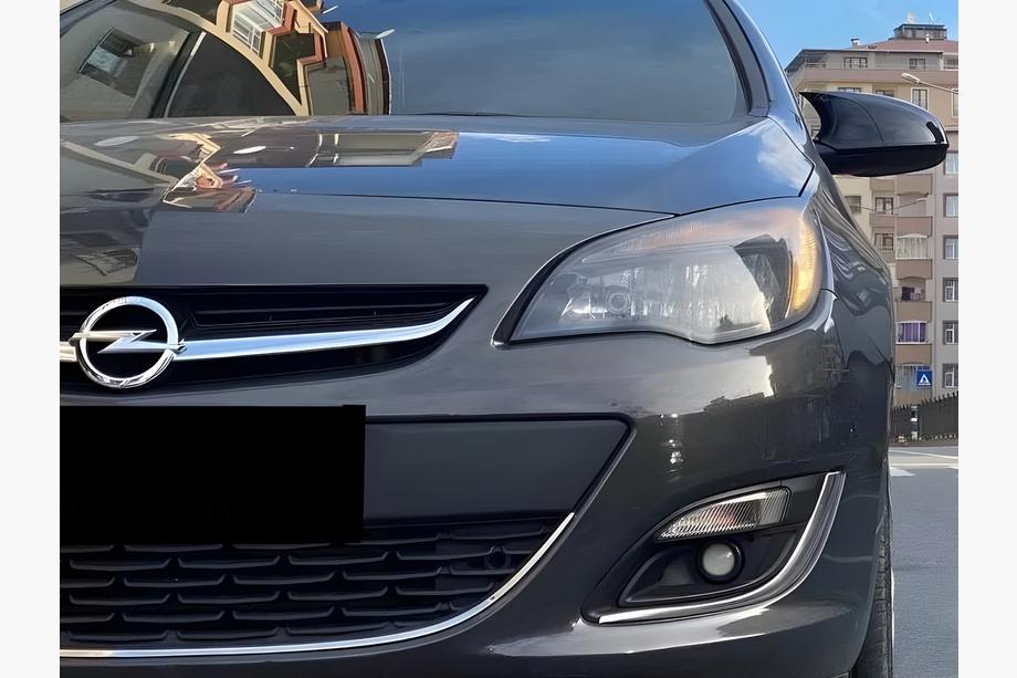 Opel Astra J 2009–2015 Peilikotelot BMW-Style (2 kpl) Kuva 1