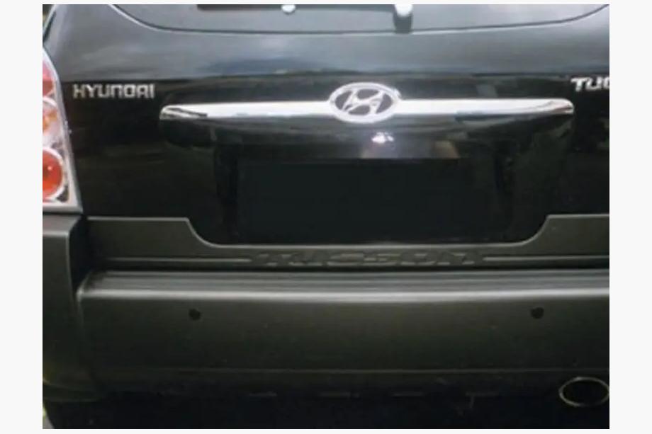 Hyundai Tucson JM 2004– ABS-takaluukun lista Kuva 1