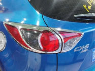 Mazda CX-5 2012–2017 Libao kromiset takavalojen suojat (2 kpl, muovi) kuva 2