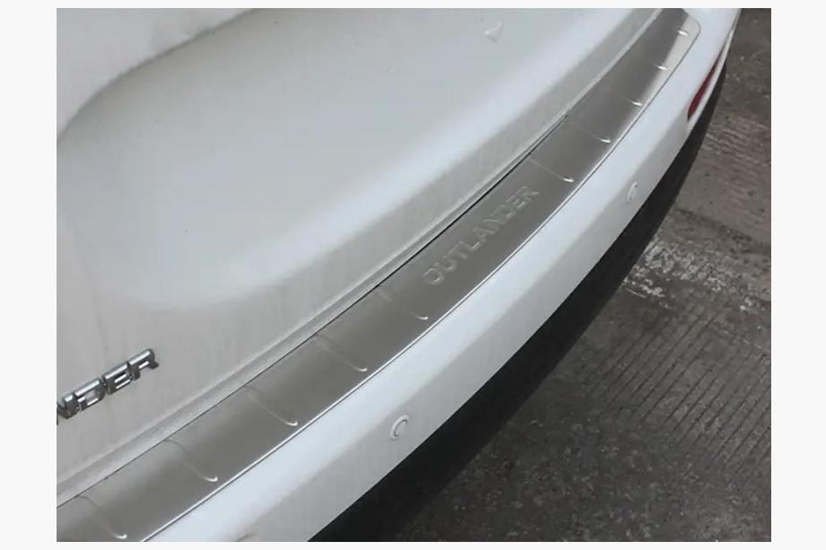 Mitsubishi Outlander 2012–2021 Takapuskurin suojalista, ruostumaton teräs, Libao (2015-2018) Image