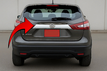 Nissan Qashqai 2014–2021 Rekisterikilven ylälista Libao (muovi) kuva 1