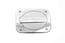 Nissan X-trail T32/Rogue 2014–2021 Polttoaineluukun suojus Libao (muovi) kuva 1