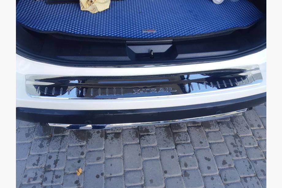 Nissan X-trail T32/Rogue 2014–2021 Takapuskurin suojalista Libao (ruostumaton teräs) Image