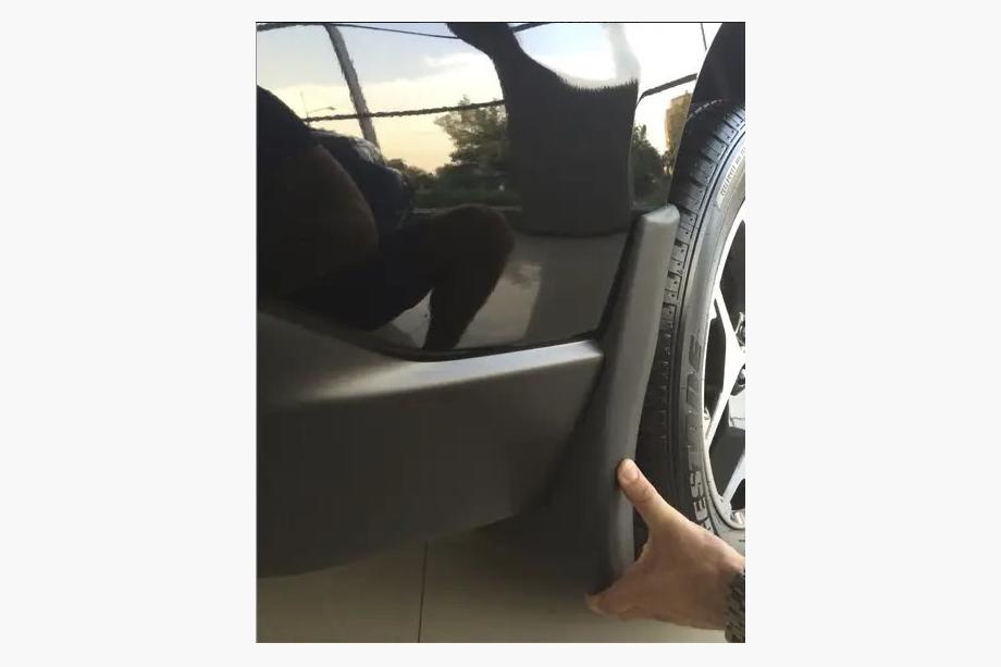 Subaru Forester 2013–2018 Premium takaroiskeläpät (2 kpl) Image