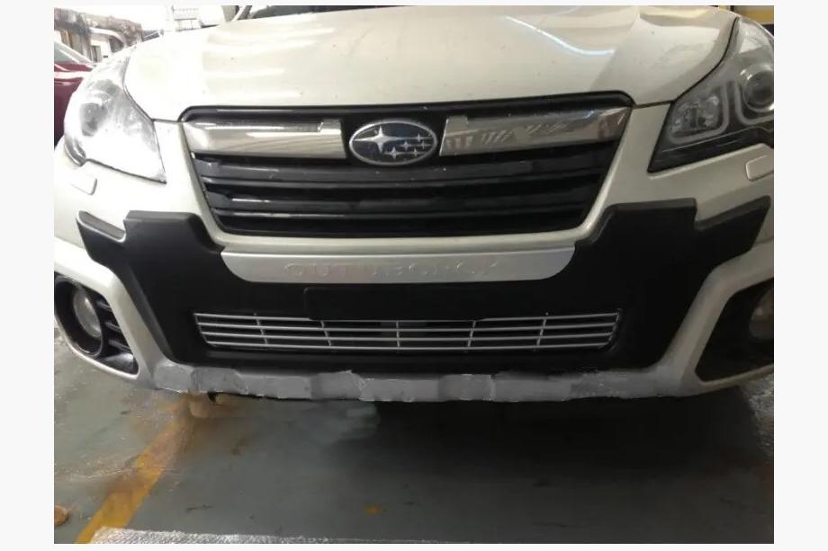 Subaru Outback 2009–2014 Etupuskurin lippa LIBAO (2013-2015) Image