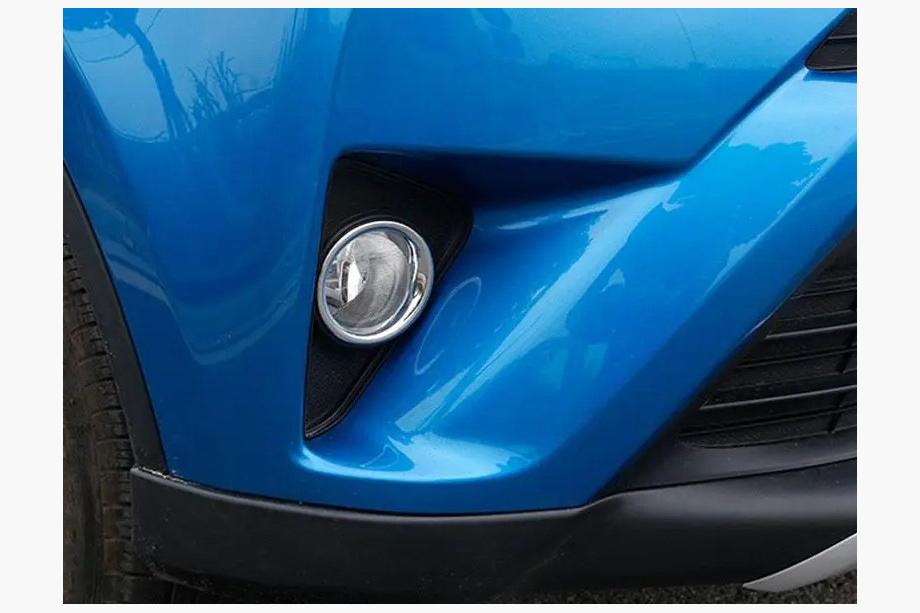 Toyota Rav 4 2013–2018 Kromatut sumuvalon kehykset Libao 2016-2018 (2 kpl, muovi) Image