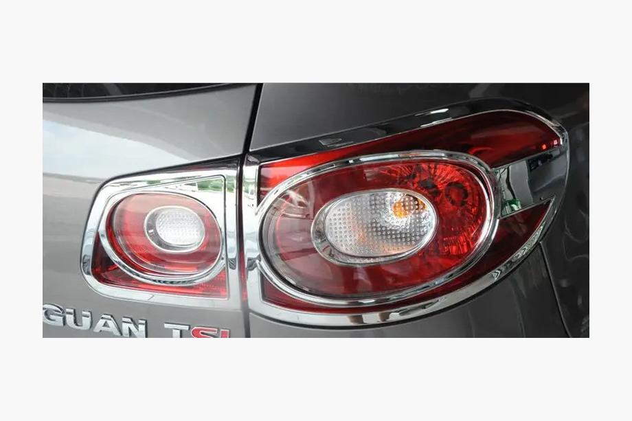 Volkswagen Tiguan 2007–2016 Takavalojen kromisuojat Libao 2007-2011 (2 kpl, muovi) Image