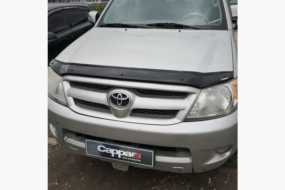 Toyota Hilux 2006–2015 Konepellin tuuliohjain 2006-2011 (EuroCap) Image