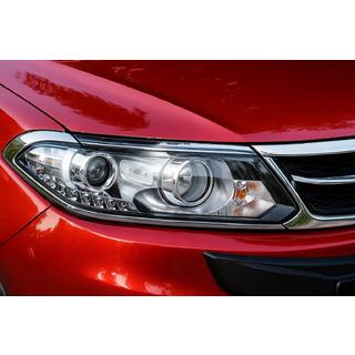 Libao kromiset ajovalojen peitelistat (2 kpl, muovi) Chery Tiggo 5 2013– kuva 1