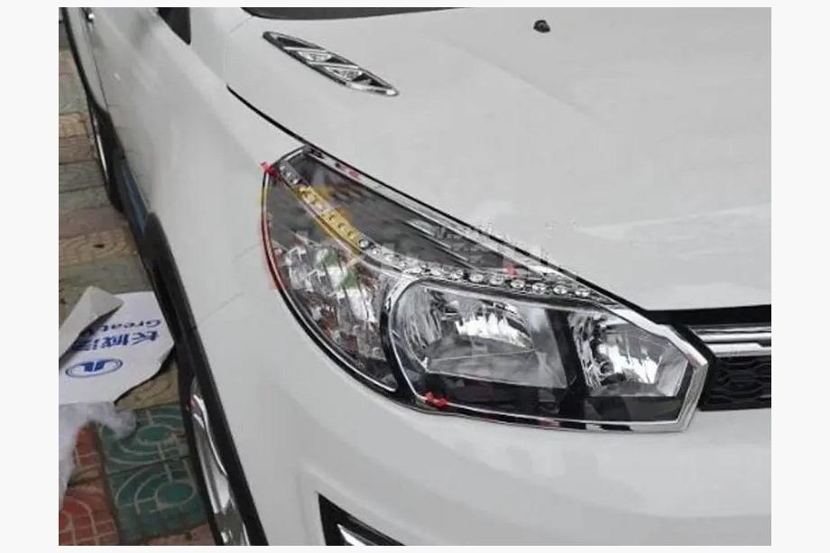 GreatWall Haval M4 2012–2021 Libao kromiset ajovalojen peitelistat (2 kpl, muovi) Image