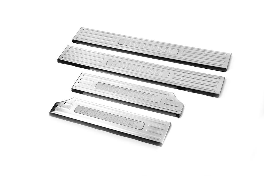 Toyota Land Cruiser 200 2007–2021 Sisäpuoliset kynnyslistat Libao (4 kpl) Image