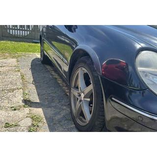 Pyöränkaarilevikkeet SD (4 kpl sarja, musta, ABS-muovi) Mercedes C-class W203 2000–2007 kuva 2