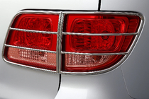 Toyota Fortuner 2006–2015 Takavalojen suoja (ruostumaton teräs) kuva 1