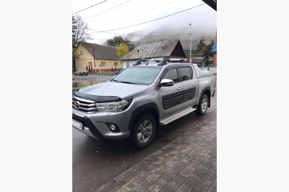 Toyota Hilux 2015– Kattokaiteet poikkitangoilla (2 kpl, kromi) Image