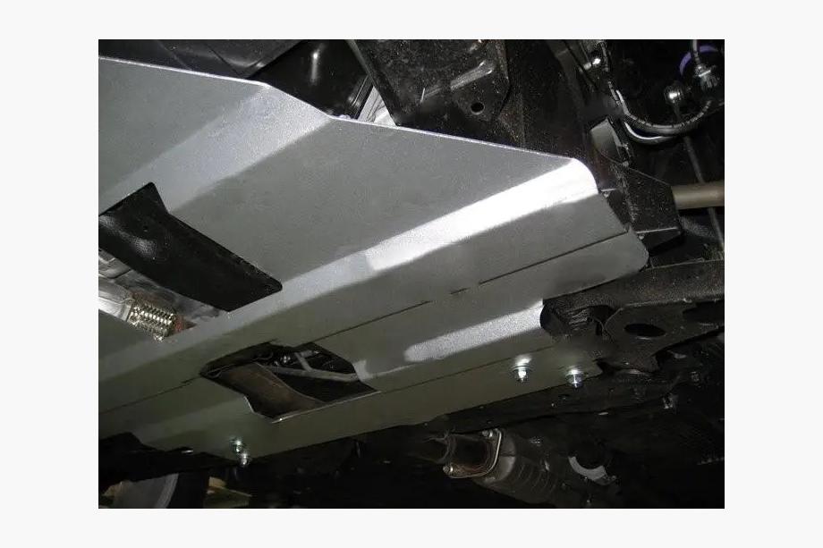 Mitsubishi Outlander 2006–2012 Moottorin pohjapanssari (metalli) Image
