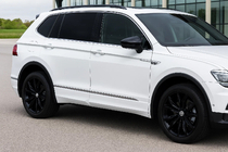 Volkswagen Tiguan 2016–2023 Carmos ovilistat, ruostumaton teräs (4 kpl sarja) kuva 1