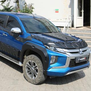 Konepellin suojalista (ABS) Mitsubishi L200 2015–2024 kuva 3