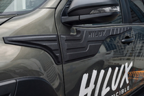 Toyota Hilux 2015– Oven yläreunan lista (4 kpl, ABS) kuva 2