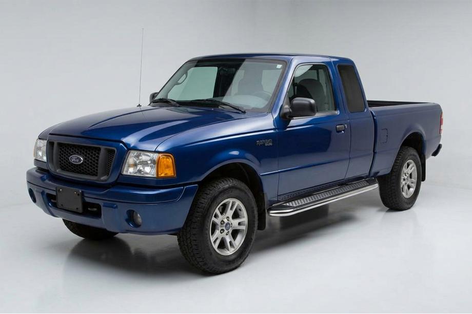 Ford Ranger 2002–2006 Maydos V2 sivuastinlaudat (2 kpl, alumiini / ruostumaton teräs) Image