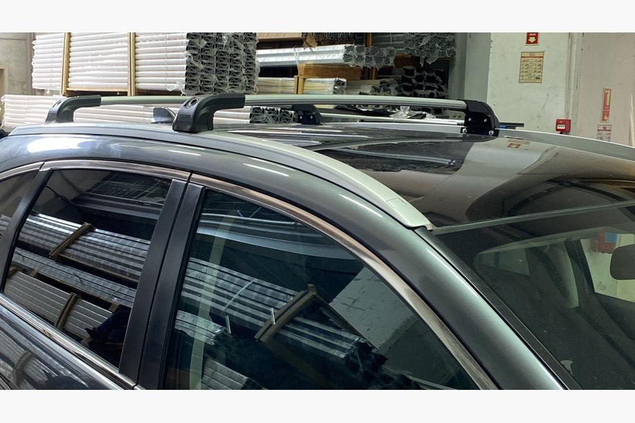 Honda CRV 2012–2016 Kattoteline integroiduille kattokaiteille Strong (2 kpl) Image