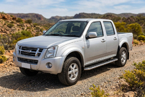 Isuzu D-Max 2002–2011 Maydos V1 sivuaskelmat (2007-2012, 2 kpl, Alumiini) kuva 1