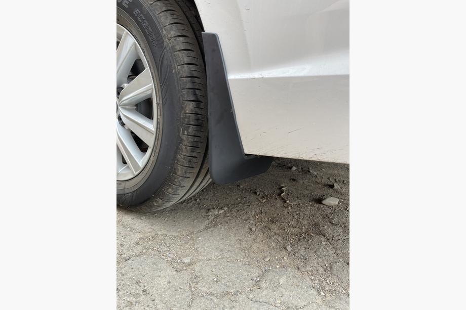 Volkswagen Lavida/e-Lavida 2019– Premium-roiskeläpät (4 kpl) Image