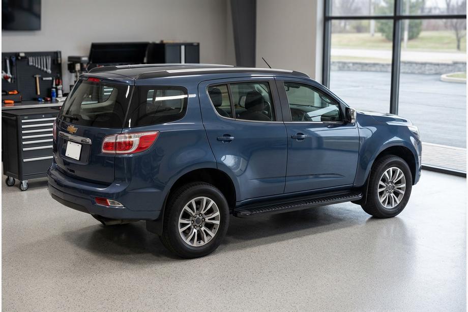 Chevrolet Trailblazer 2012–2019 Sivukynnykset Tayga Black (2 kpl, alumiini) Kuva 1
