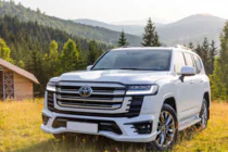 Toyota Land Cruiser 300 2021– GXR korisarja kuva 18