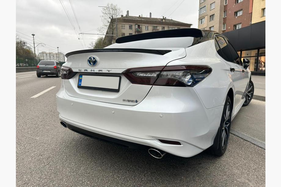 Toyota Camry 2017–2023 Spoileri (musta) Image