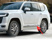 Toyota Land Cruiser 300 2021– Kromatut ovilistat (4 kpl) kuva 3