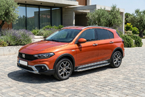 Fiat Tipo Cross 2021– BlackLine-sivuporrast (2 kpl, alumiini) kuva 1