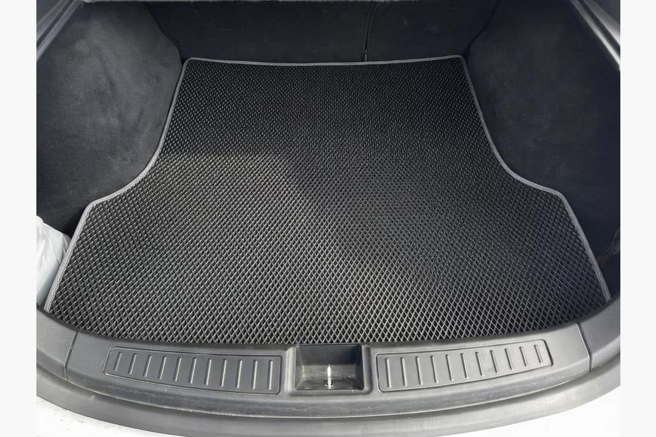 Tesla Model S 2012– EVA-tavaratilamatto (2012-2021, musta) Image