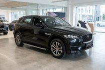 Jaguar F-PACE 2016– Sivuporraslaudat Fullmond (2 kpl, alumiini) kuva 1