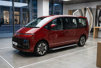 Hyundai Staria 2021– Sivuporraslaudat Fullmond (2 kpl, alumiini) kuva 1