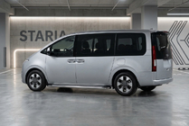 Hyundai Staria 2021– Maydos V2 sivuastinlaudat (2 kpl, alumiini / ruostumaton teräs) kuva 1