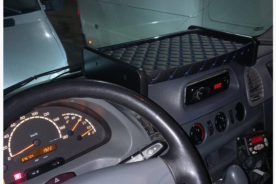 Mercedes Sprinter W901/902/903/904/905 1995–2006 Kojelaudan hylly (2000-2006, ECO-BLUE) Kuva 2