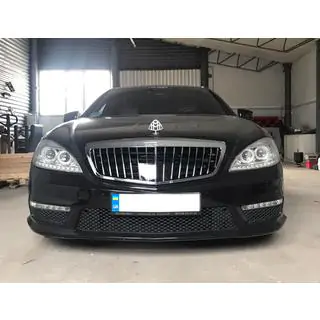 Jäähdyttimen säleikkö Maybach V2 (2009-2013) kuva 1