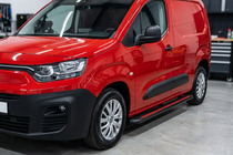 Toyota Proace City 2016– Sivuaskelmat Maya Red (2 kpl, alumiini) kuva 1