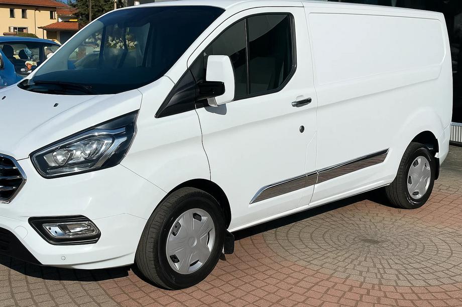 Ford Custom 2013–2022 Carmos ovilistat (5 kpl, ruostumaton teräs) Image