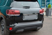 Citroen C5 Aircross 2017–2025 Kromilista rekisterikilven yläpuolelle (ruostumaton teräs) kuva 4