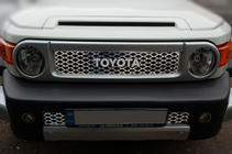 Toyota FJ Cruiser 2006–2022 Kromatut maskilistat (ruostumaton teräs) kuva 1