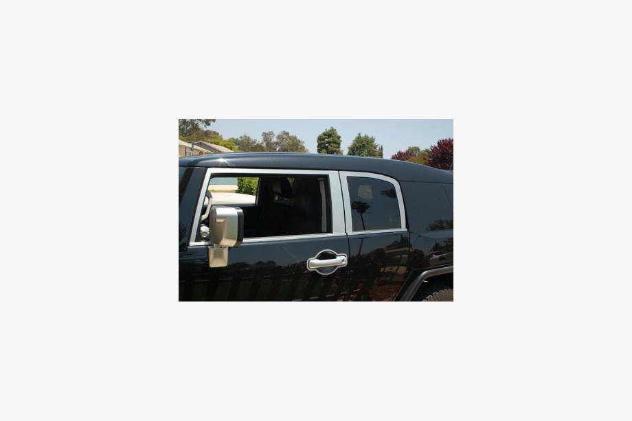 Toyota FJ Cruiser 2006–2022 Ikkunalistojen sarja (ruostumaton teräs, 16 osaa) Kuva 6