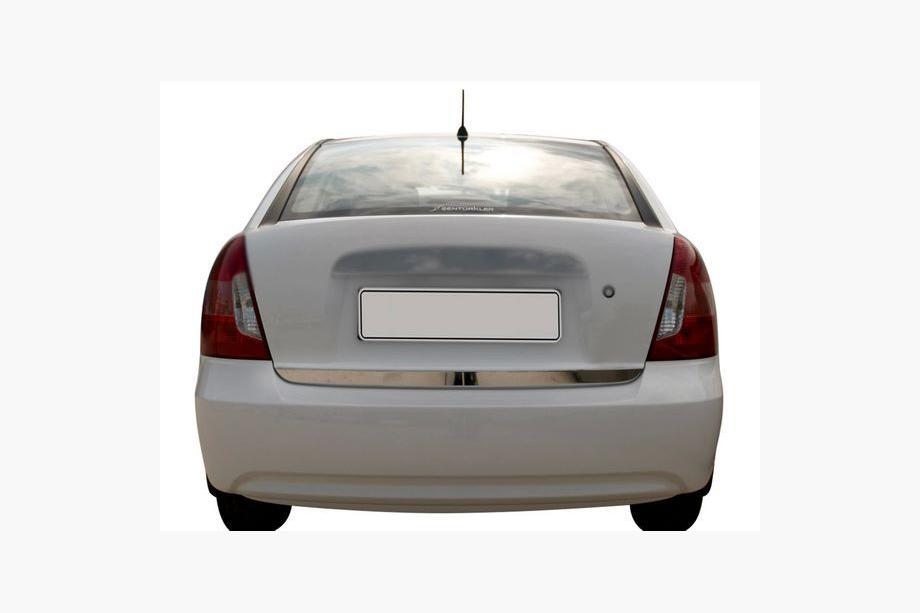 Hyundai Accent 2006–2010 Takalukun reunalista (ruostumaton teräs) Image